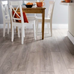 Krono Original Castle Oak - Supernatural Classic 8mm Laminate Flooring (27358)