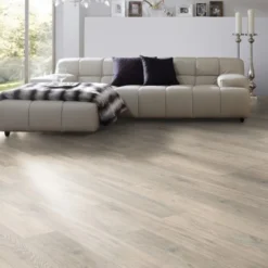 Krono Original Colorado Oak - Supernatural Classic 8mm Laminate Flooring (144123)