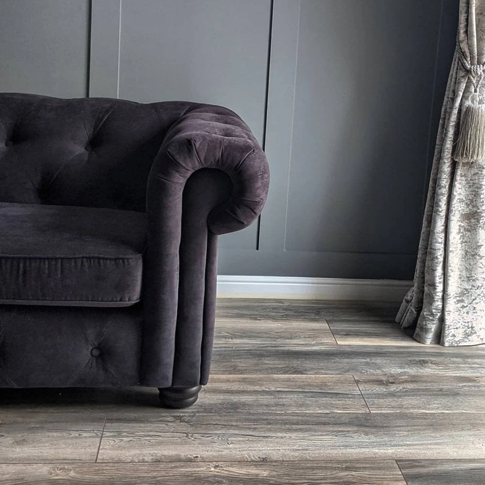 Kronotex Harbour Grey Oak - Exquisite Plus 8mm Laminate Flooring (160206) 4 Kronotex Harbour Grey Oak - Exquisite Plus 8mm Laminate Flooring (160206) - Image 4