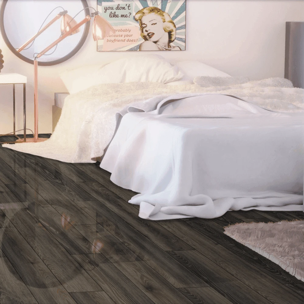 Liberty Floors Ravine Oak - Lustre 8mm High Gloss Laminate Flooring (217790) 8 Liberty Floors Ravine Oak - Lustre 8mm High Gloss Laminate Flooring (217790) - Image 8