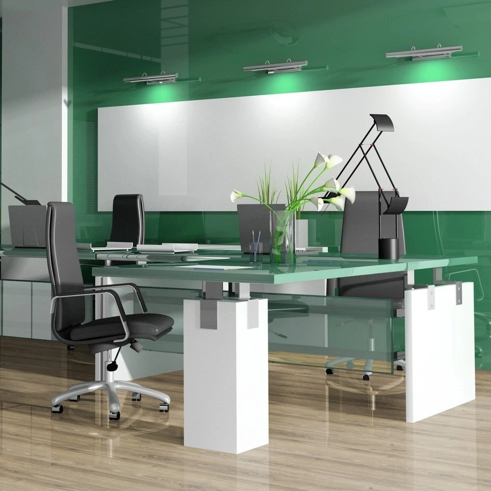 Liberty Floors Sonoma Oak - Lustre 8mm High Gloss Laminate Flooring (217793) 1 Liberty Floors Sonoma Oak - Lustre 8mm High Gloss Laminate Flooring (217793)